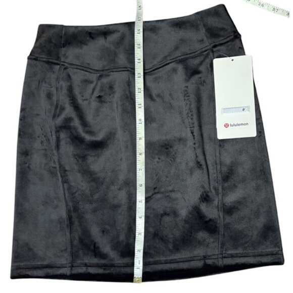 Lululemon Scuba High-Rise Mini Skirt Velvet Size XS Black W8AL9S NWT - Picture 11 of 13